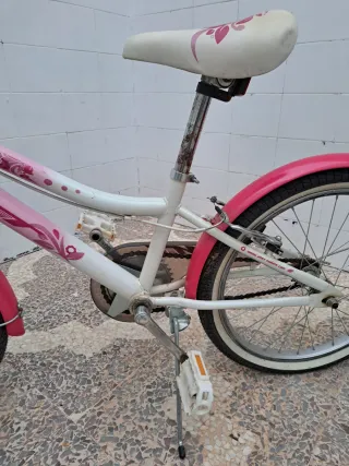 Bicicleta infantil rosa