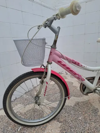 Bicicleta infantil rosa