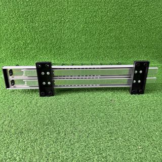 Pantalonero de montaje lateral Emuca izquierda