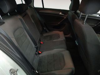 Volkswagen Golf Advance BMT