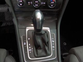 Volkswagen Golf Advance BMT