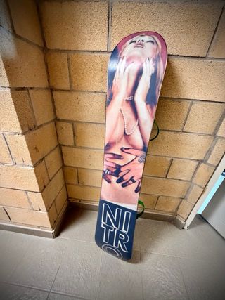 Tabla Snowboard Nitro J.Bennee + Fijaciones Union