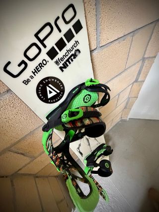 Tabla Snowboard Nitro J.Bennee + Fijaciones Union