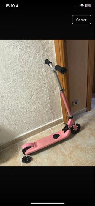 Patinete eléctrico rosa para niña