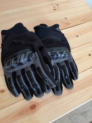 Mono Dainese 2 piezas + Botas + Guantes