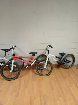 Bicicleta BMX California Amarilla