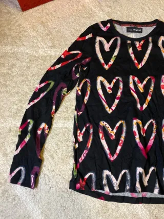 Camiseta Desigual Corazones Negro Rojo