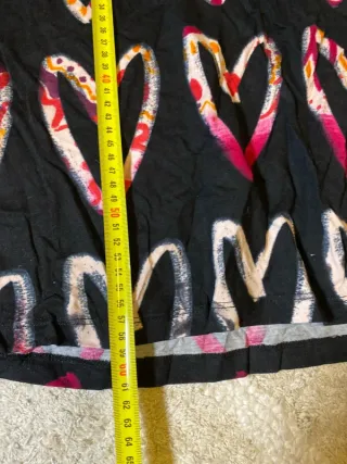 Camiseta Desigual Corazones Negro Rojo