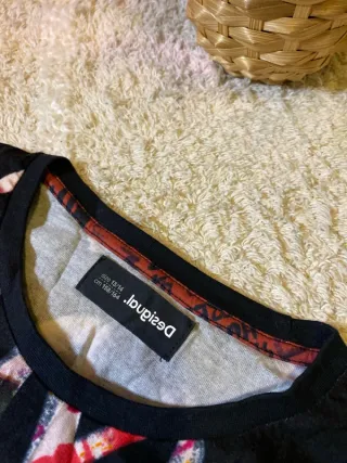 Camiseta Desigual Corazones Negro Rojo