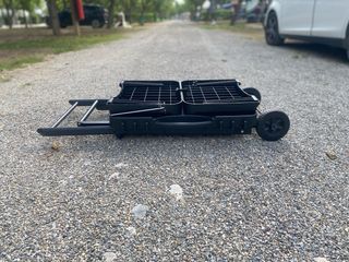 Carrello barbecue pieghevole