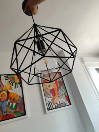 Lámpara colgante geométrica negra