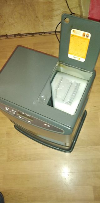 Estufa calefactor de parafina queroseno negra