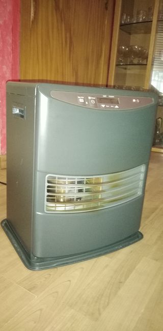 Estufa calefactor de parafina queroseno negra