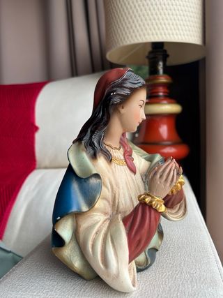 Virgen Antigua Policromada Estuco manos de plomo