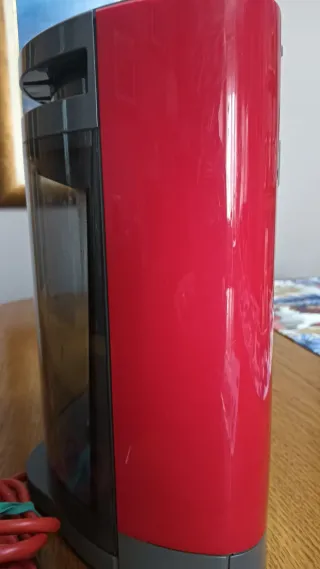 Cafetera Dolce Gusto Krups Roja