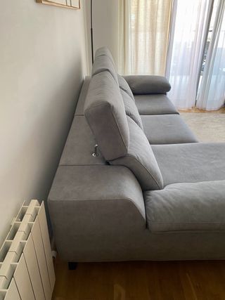 Sofá chaise longue gris