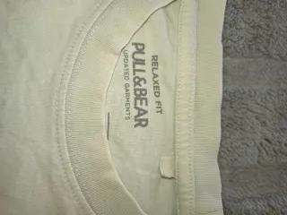 Camiseta Pull&Bear chico beige Talla M