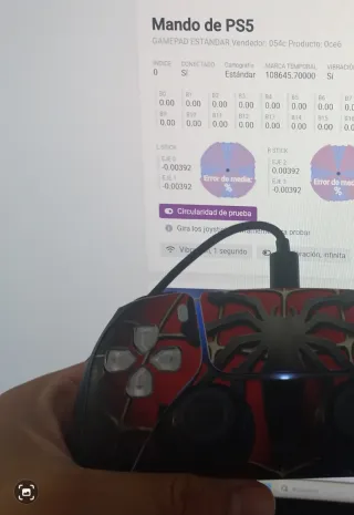 PS5 DualSense mejorado con ahesivo de Spider-Man