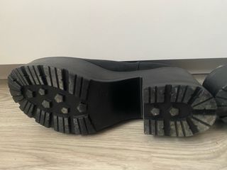 Botines ante tacón ancho