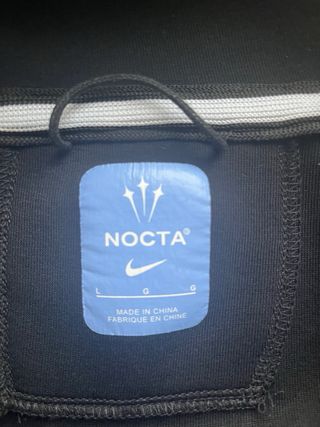 Chaqueta Nike Tech Negra NOCTA