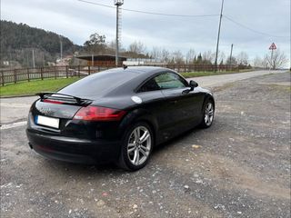 Audi TT 2011, 200cv