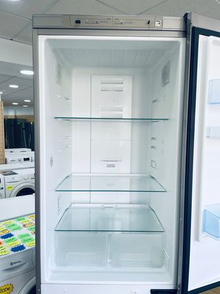 Frigorífico Combi Acero 2mts - Con garantía