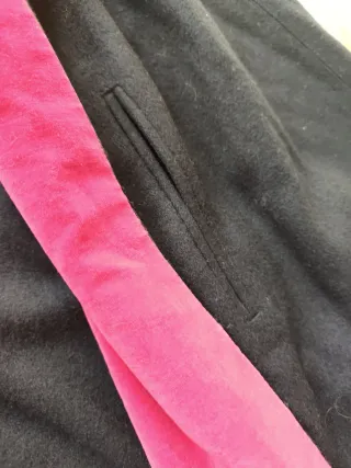 Capa vintage de paño y terciopelo