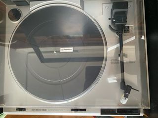 Equipo de Sonido Pioneer con Mueble y Altavoces