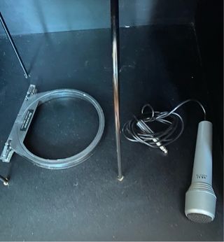 Equipo de Sonido Pioneer con Mueble y Altavoces