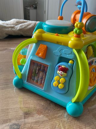 Mesa de actividades para bebé Hoodle