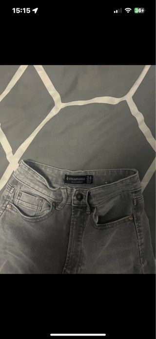 Pantalón Campana Gris Stradivarius