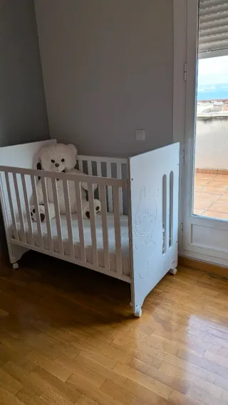 Cuna bebé con colchón viscoelástico