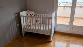 Cuna bebé con colchón viscoelástico