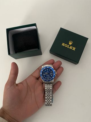 Reloj Azul y Plateado