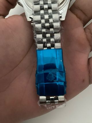 Reloj Azul y Plateado
