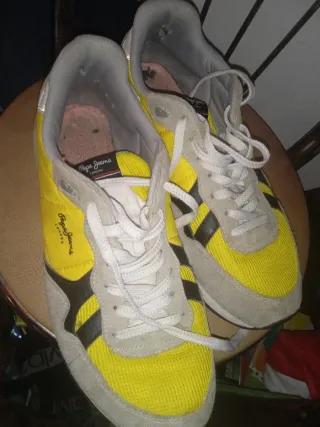 Zapatillas Pepe Jeans grises y amarillas