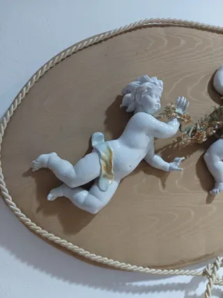 Ángeles de porcelana decorativos