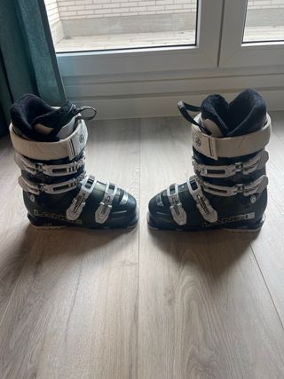 Botas de esquí talla 36 marca LANGE