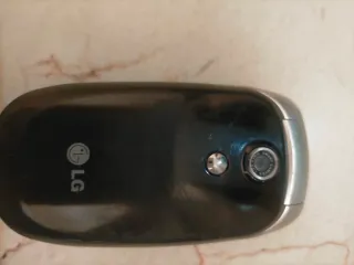 Teléfono Móvil LG Negro/Plateado