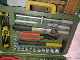 Maletín herramientas Proxxon (falta 1 destornillad