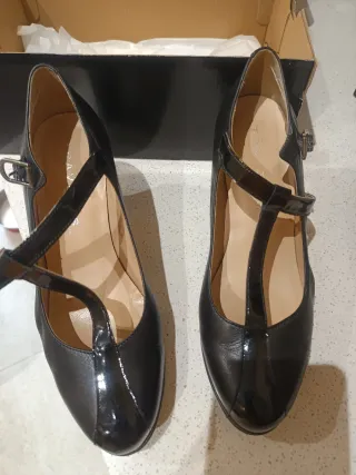 Zapatos de tacón negros