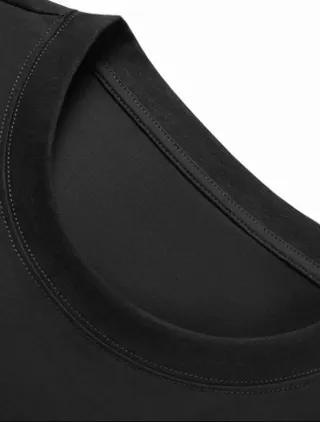 Camiseta Negra Estampado K 100% Algodón