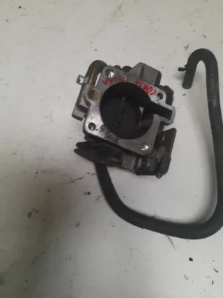 Mariposa Admisión Opel Tigra Corsa