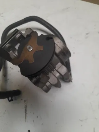 Mariposa Admisión Opel Tigra Corsa