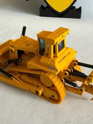 Tractor Cadenas Caterpillar D10N 1:70 Ref: 220/C