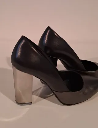 Décolleté tacco largo tg. 37