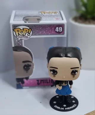 Figura Emilia Mernes