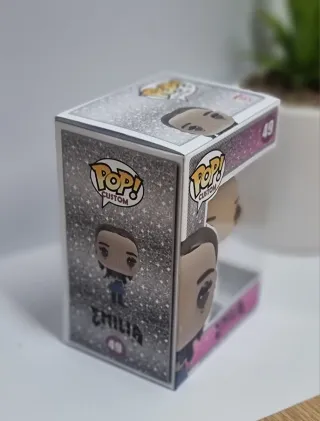 Figura Emilia Mernes