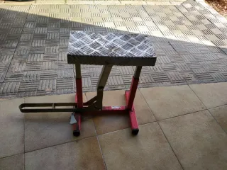 Caballete elevador para motos