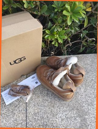 UGG Lowmel Sand Beige/Marrón